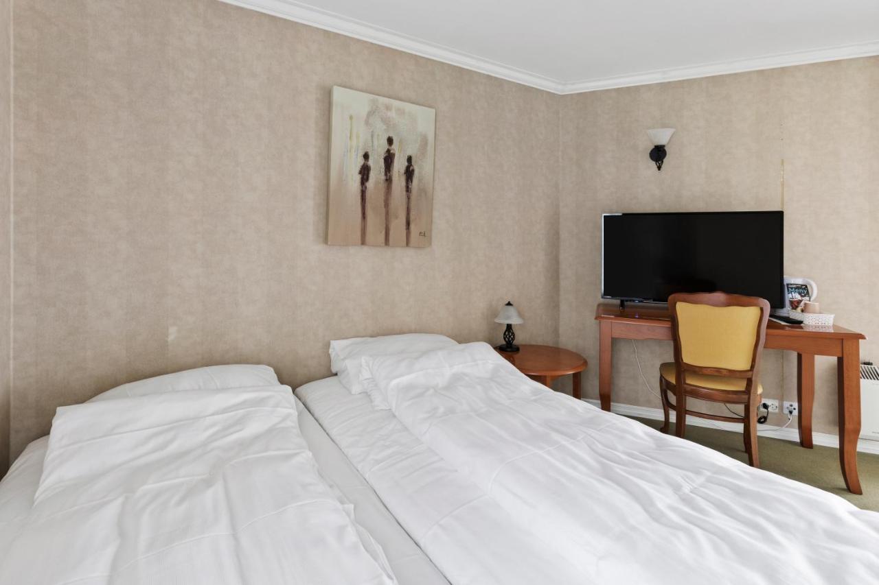 Aursnes Hotell Sykkylven Екстериор снимка