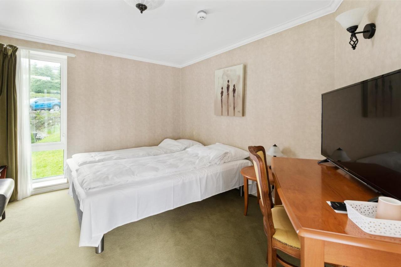 Aursnes Hotell Sykkylven Екстериор снимка